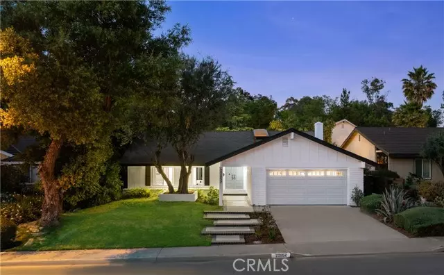 22852 Belquest Drive, Lake Forest, CA 92630