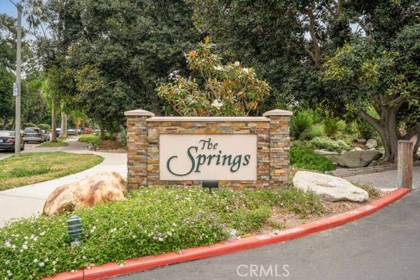 207 Springview, Irvine, CA 92620