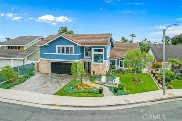 5522 Mossvale Circle, Huntington Beach, CA 92649