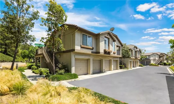 Lake Forest, CA 92610,99 Chaumont Circle