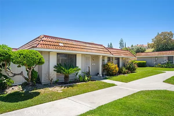 Aliso Viejo, CA 92656,23374 El Reposa