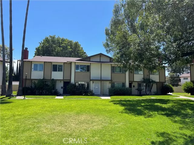 1722 Mitchell Avenue, Tustin, CA 92780