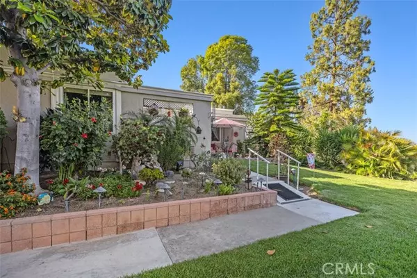 Laguna Woods, CA 92637,394 Avenida Castilla