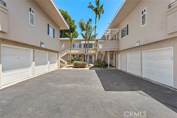 San Clemente, CA 92672,155 West Mariposa