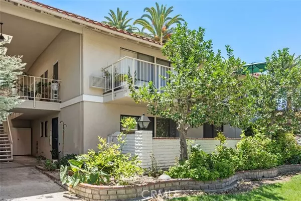 Laguna Woods, CA 92637,2045 Via Mariposa West