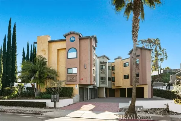 6755 Mission Gorge Road, San Diego, CA 92120