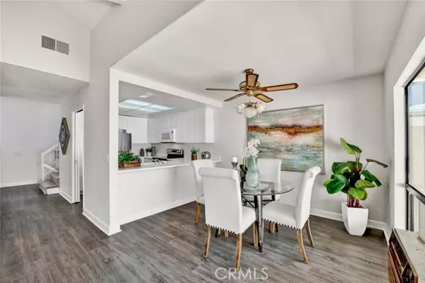 Costa Mesa, CA 92626,3404 Meadow Brk