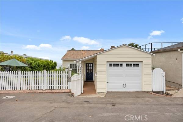 2961 Rounsevel, Laguna Beach, CA 92651