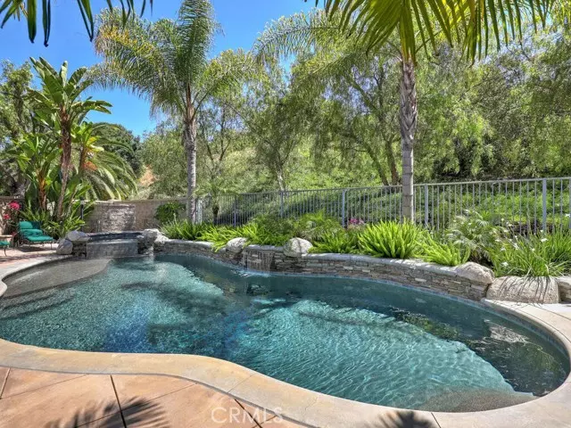 4 Wrangler Court, Trabuco Canyon, CA 92679