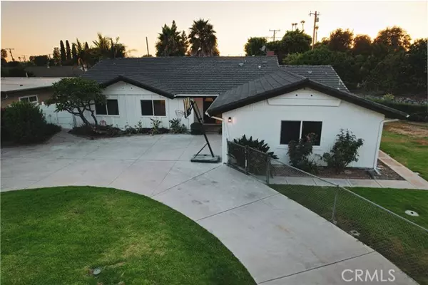 13431 Esplanade Avenue, North Tustin, CA 92705