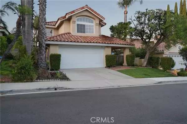 32 Vista Firenze, Laguna Hills, CA 92653