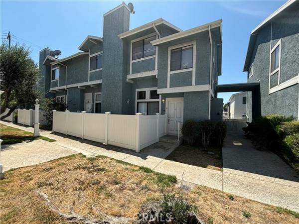 15106 Nordhoff Street, North Hills, CA 91343