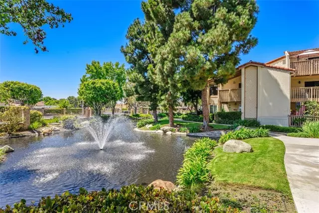 16521 Grunion, Huntington Beach, CA 92649