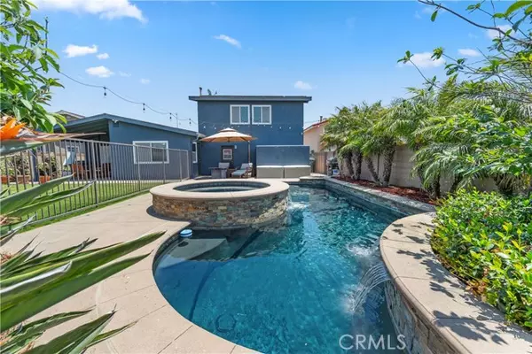 Fountain Valley, CA 92708,17463 Santa Lucia Street