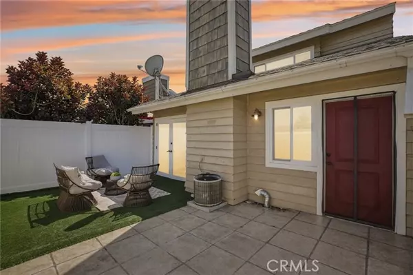 Tustin, CA 92780,14482 Holt Avenue
