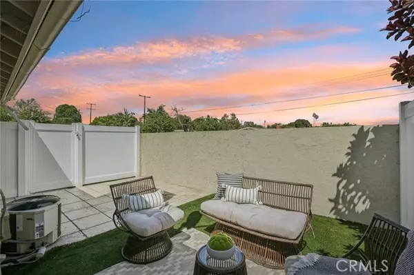 Tustin, CA 92780,14482 Holt Avenue