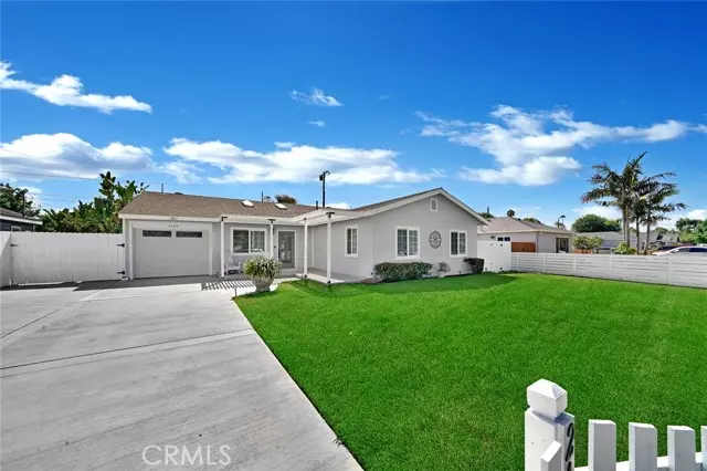 2130 National Avenue, Costa Mesa, CA 92627