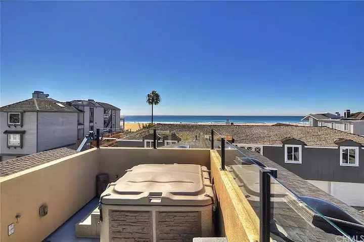 1829 West Balboa West Boulevard, Newport Beach, CA 92663