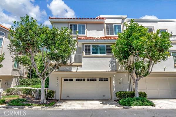 19422 Merion Circle, Huntington Beach, CA 92648