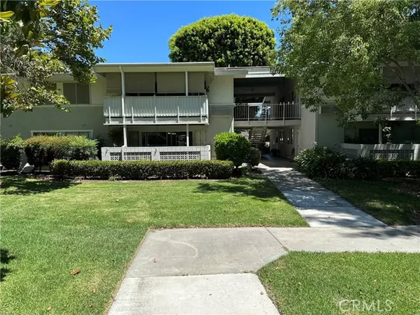 Laguna Woods, CA 92637,476 Calle Cadiz