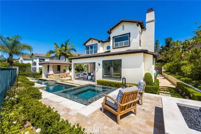 8 Mackenzie Lane, Coto De Caza, CA 92679