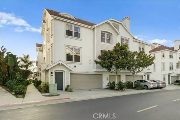 Oceanside, CA 92054,815 Harbor Cliff Way