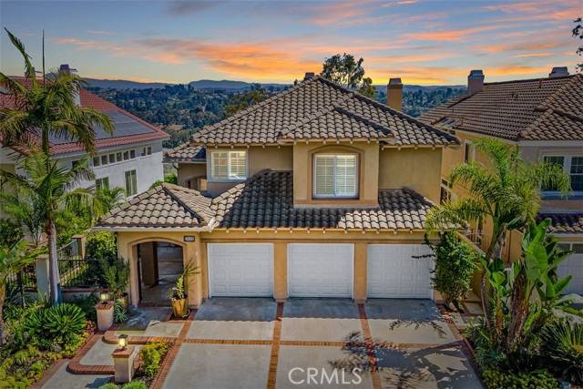 26582 Meadow Crest Drive,  Laguna Hills,  CA 92653