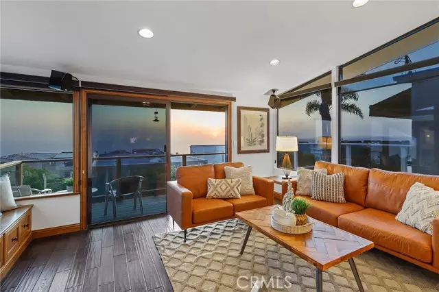 883 Acapulco Street, Laguna Beach, CA 92651