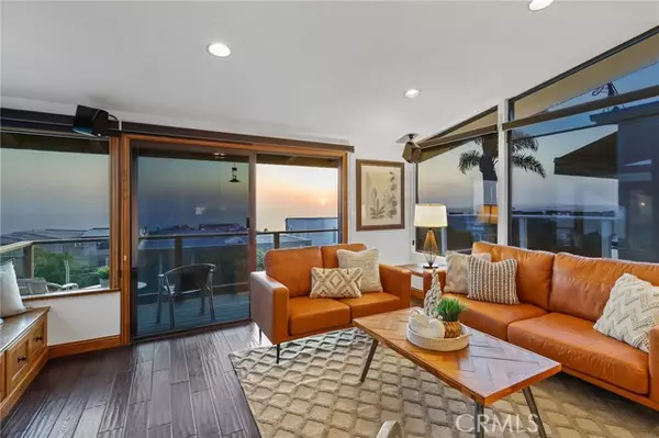 883 Acapulco Street, Laguna Beach, CA 92651