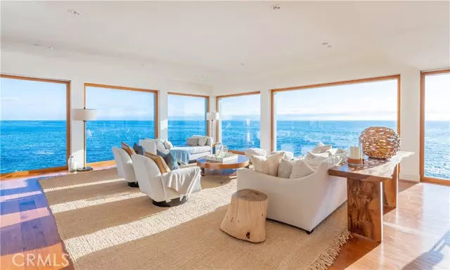 Laguna Beach, CA 92651,1901 Ocean Way