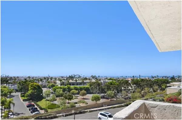 Newport Beach, CA 92663,280 Cagney Ln