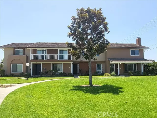 17687 La Rosa Lane, Fountain Valley, CA 92708