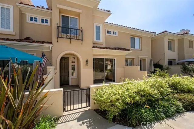 202 Via Vicini, Rancho Santa Margarita, CA 92688