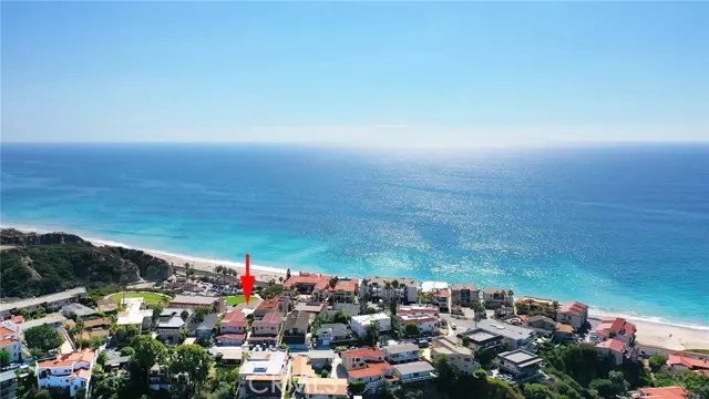 San Clemente, CA 92672,252 Avenida Lobeiro