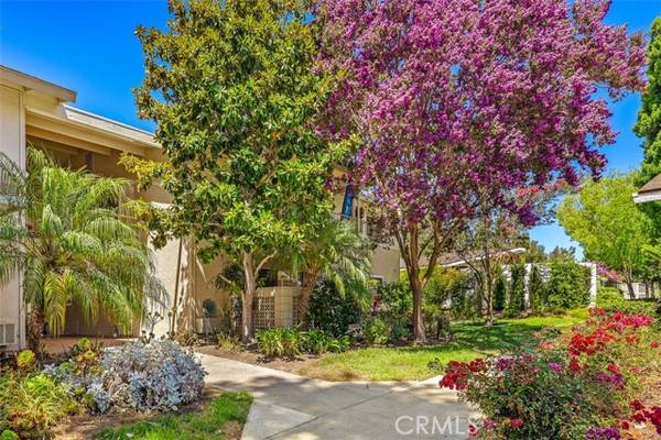 375 Avenida Castilla, Laguna Woods, CA 92637