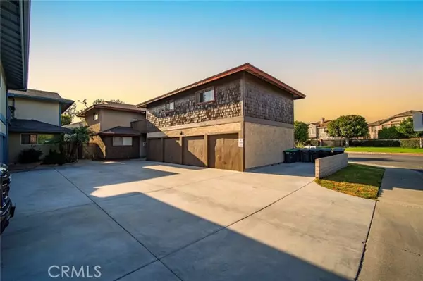 3049 Jeffrey Drive, Costa Mesa, CA 92626