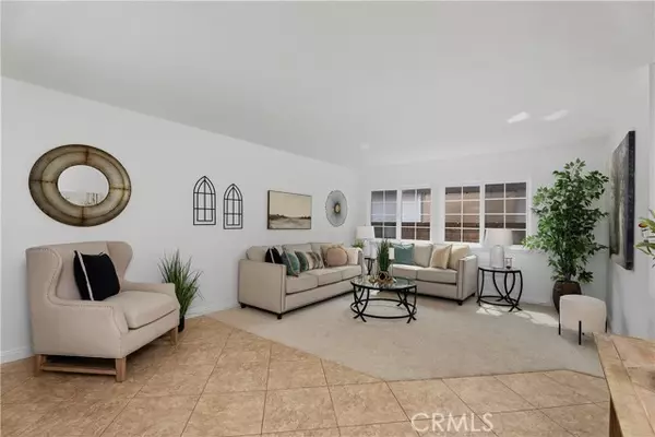 Mission Viejo, CA 92691,21765 Jinetes