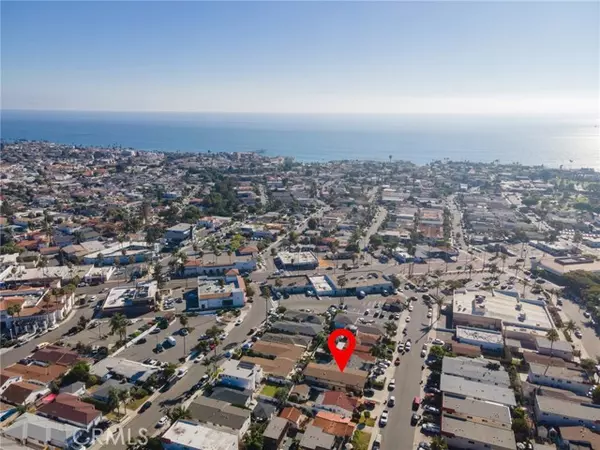 San Clemente, CA 92672,118 East Escalones