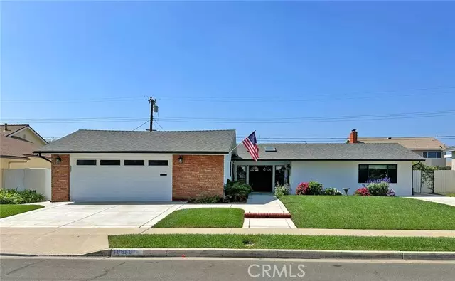 18659 Las Flores Street, Fountain Valley, CA 92708