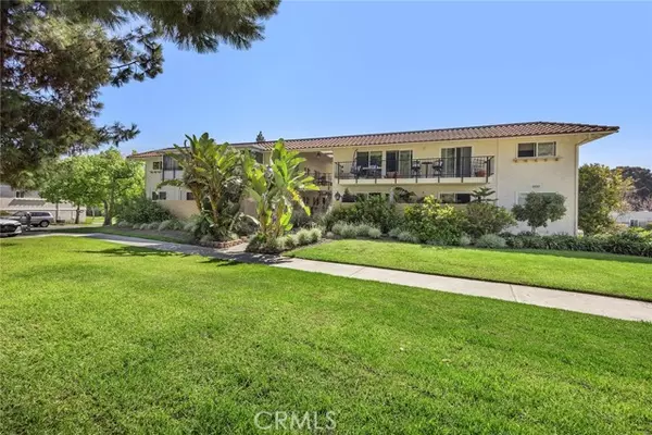 2237 Via Puerta, Laguna Woods, CA 92637