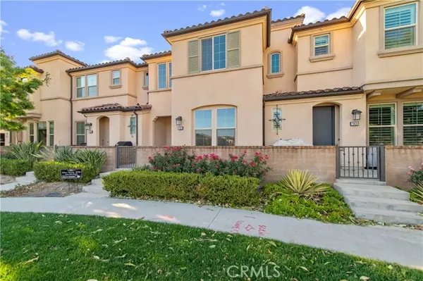 Lake Forest, CA 92630,88 Finch