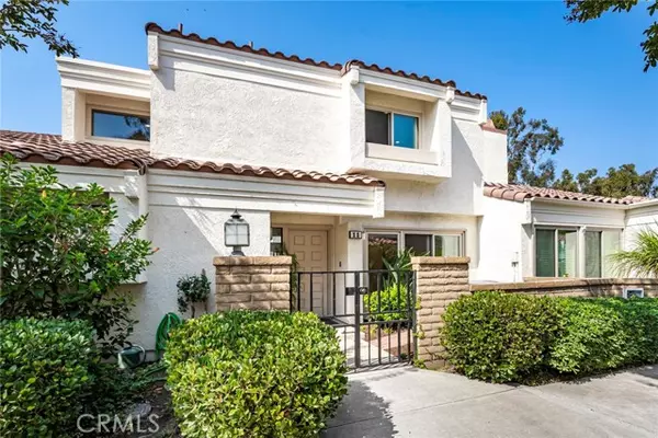 11 Segura,  Irvine,  CA 92612