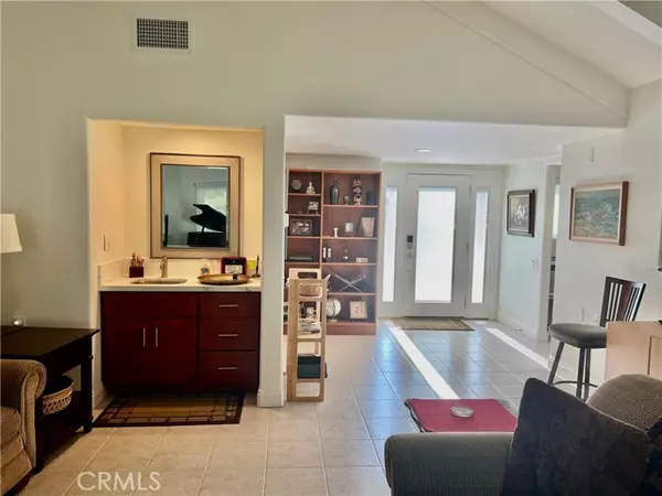 Laguna Woods, CA 92637,5438 Via Carrizo