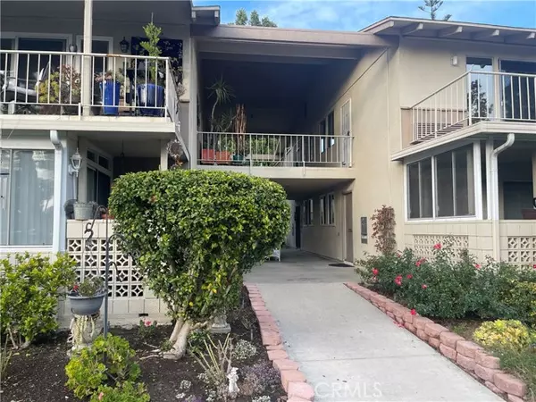 Laguna Woods, CA 92637,20 Avenida Castilla