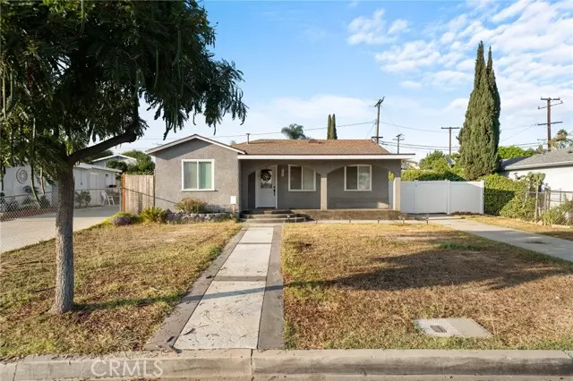 909 East Rose Avenue, La Habra, CA 90631