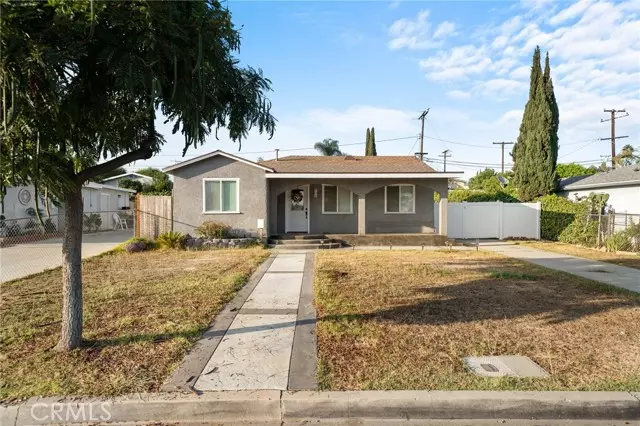 909 East Rose Avenue, La Habra, CA 90631