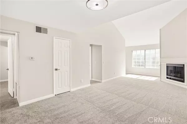 Woodland Hills, CA 91367,5530 Owensmouth Avenue