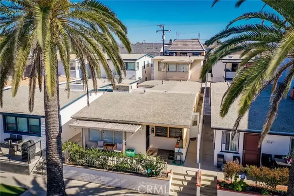 Corona Del Mar, CA 92626,306 Marguerite Ave