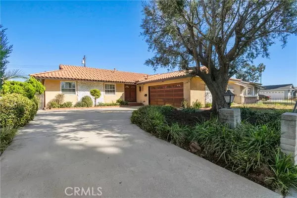 16542 Higgins Circle, Huntington Beach, CA 92647