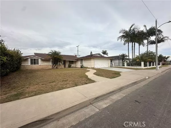 Costa Mesa, CA 92626,1608 Elm Avenue